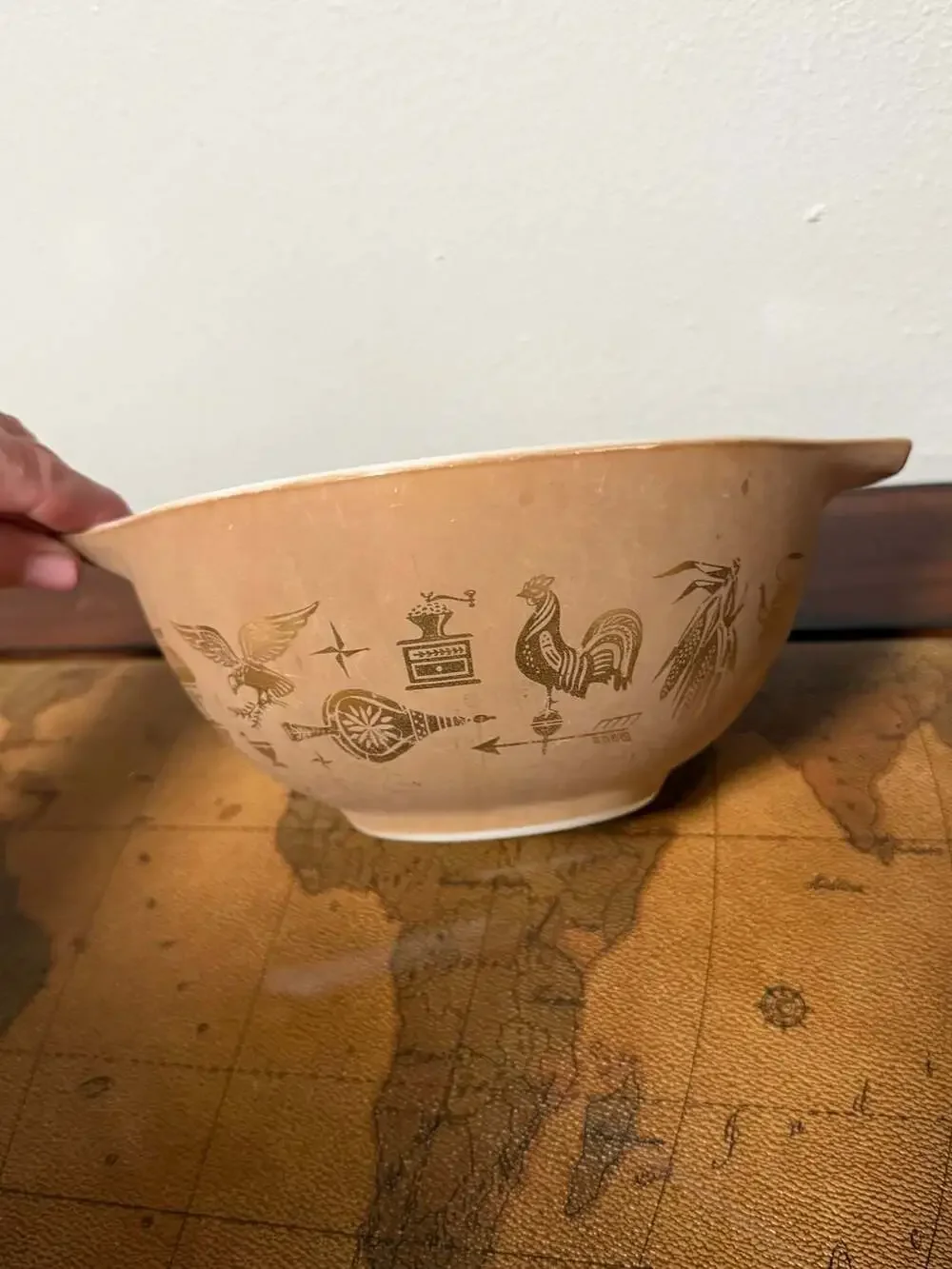 Pyrex classic piece